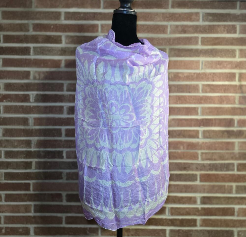Vintage Glentex All Silk Hand Rolled Scarf Lavender Medallion